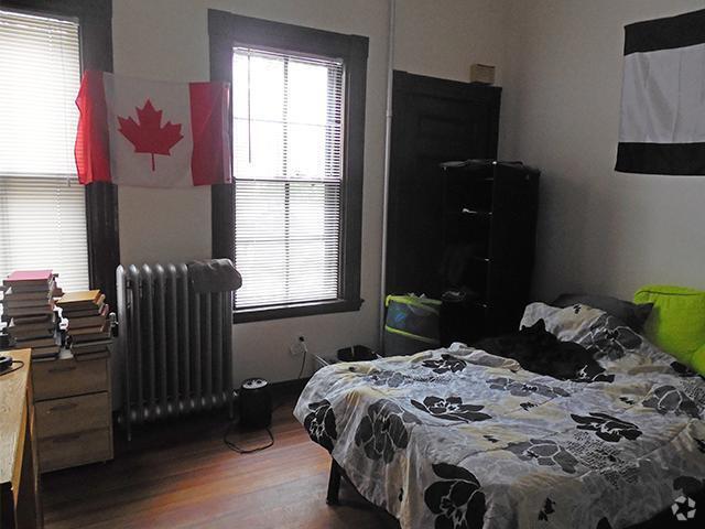 Building Photo - 11 Aldersey St Rental