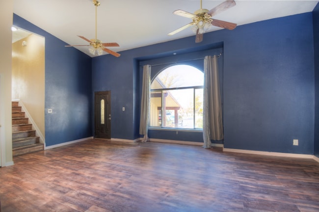 Photo - 1189 Panorama Dr