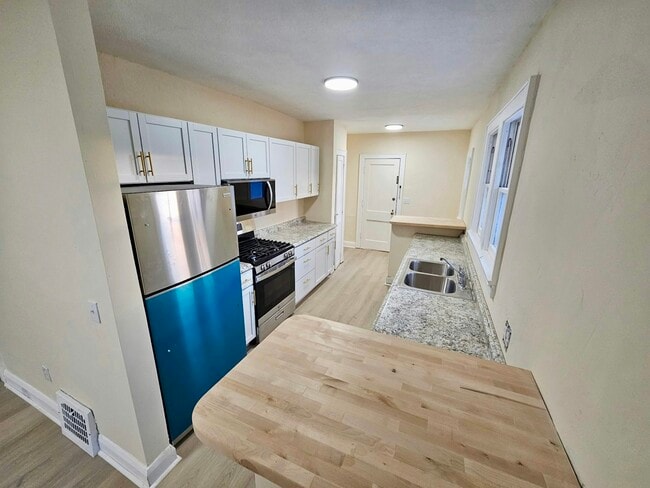 Photo - 1923 Freeman St Unit Upper