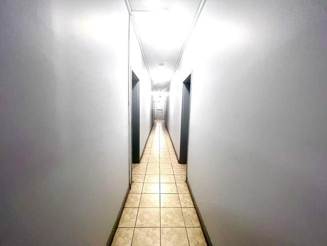 Photo - 64 Tuers Ave Unidad 1D