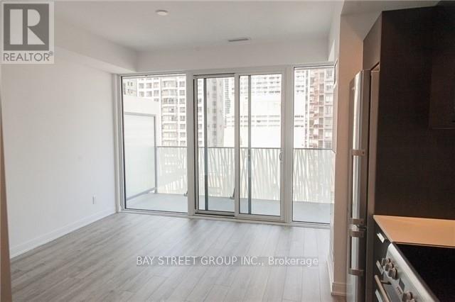 Photo - 42 Charles St E Unit 1108