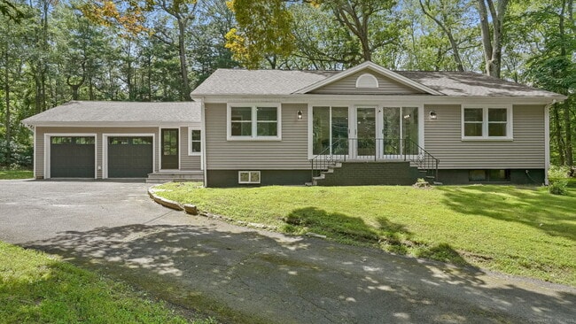 Photo - 240 Great Plain Rd Casa