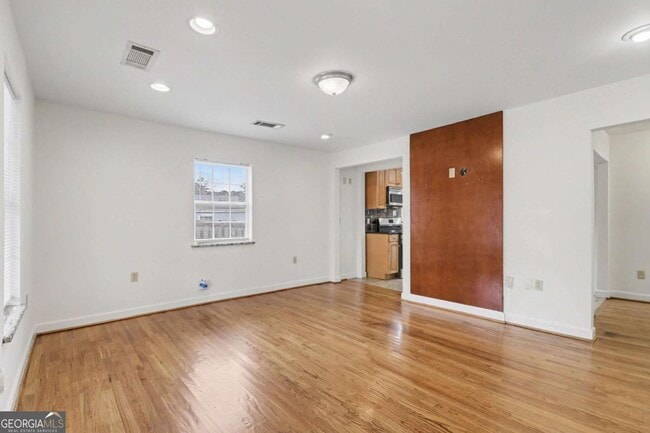 Photo - 3036 Peeler Rd