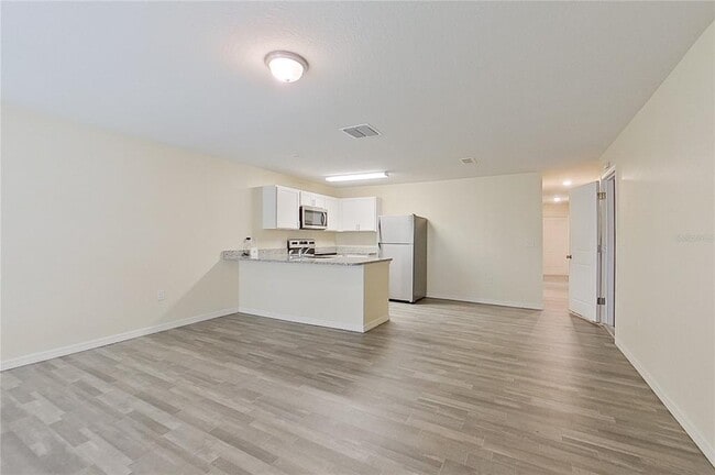 Photo - 27008 Anthony Ave