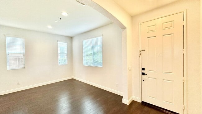 Photo - Beautifully Updated Two-Story Home in Lake...