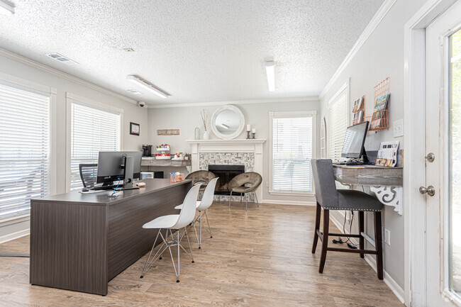 Interior Photo - Afton Oaks Rental