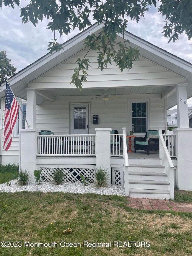Photo - 318 18th Ave