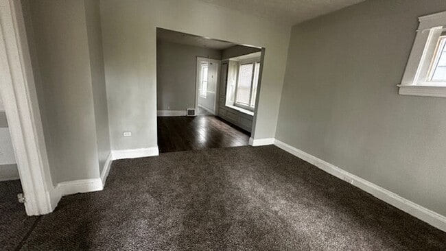 Photo - Nice Cozy downstairs unit