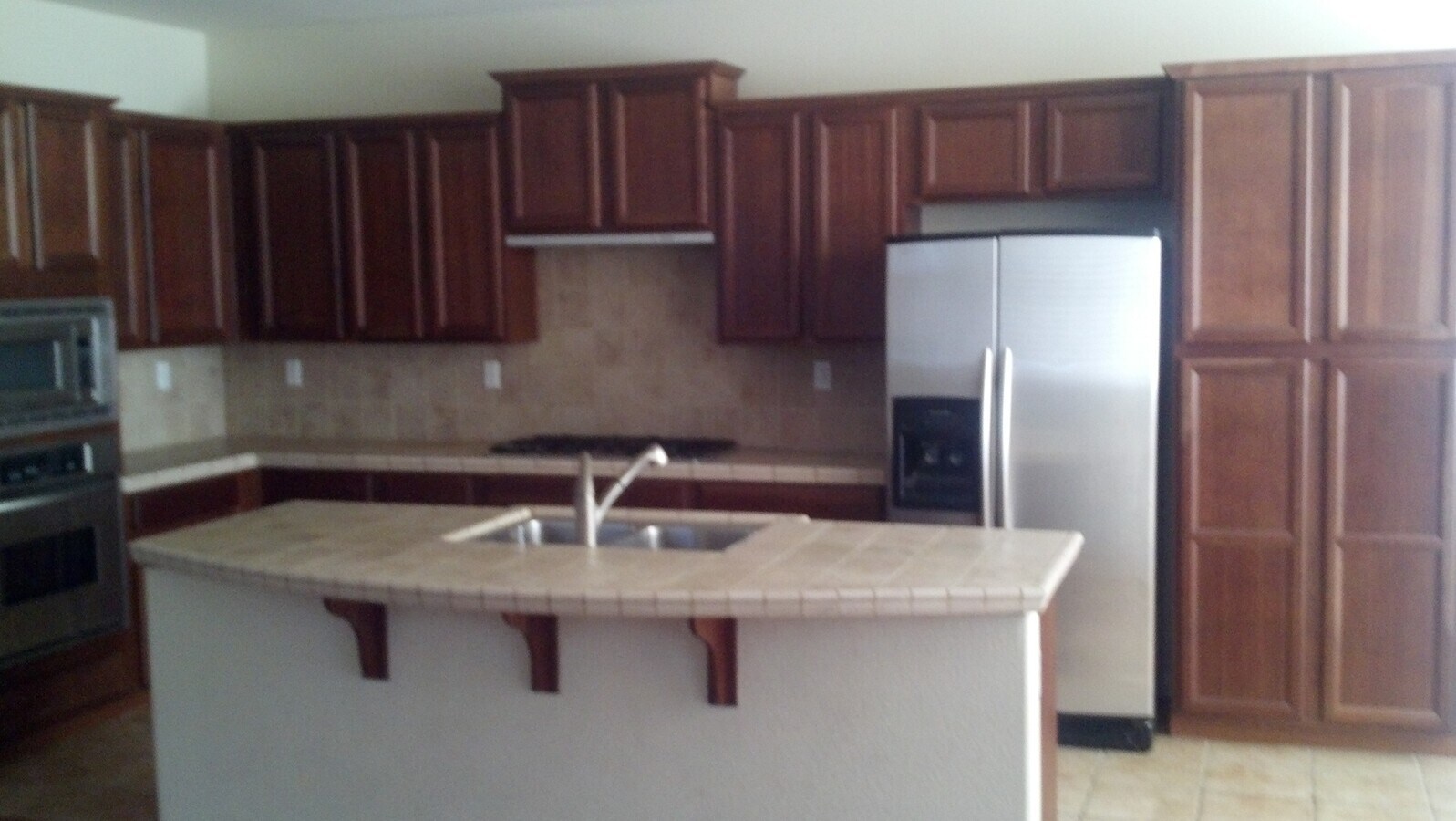 Photo - GREAT Elk Grove Home!  BEAUTIFUL Corner Lo...