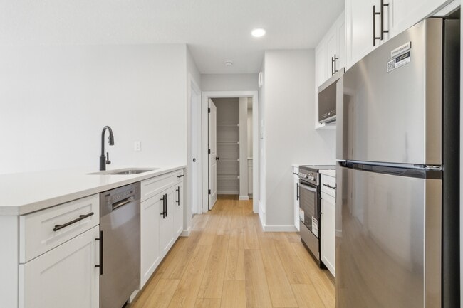 Photo - 20752-20724 24 Ave NW Unit GS