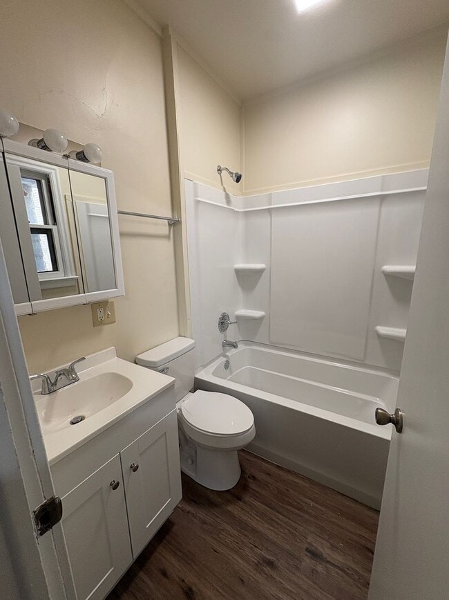 Photo - 812 Monroe St Unit 812 Monroe St - 101