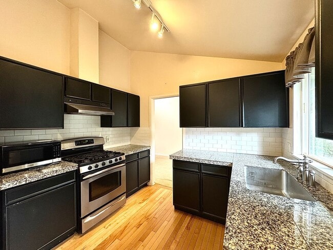 Photo - Great House for Rent