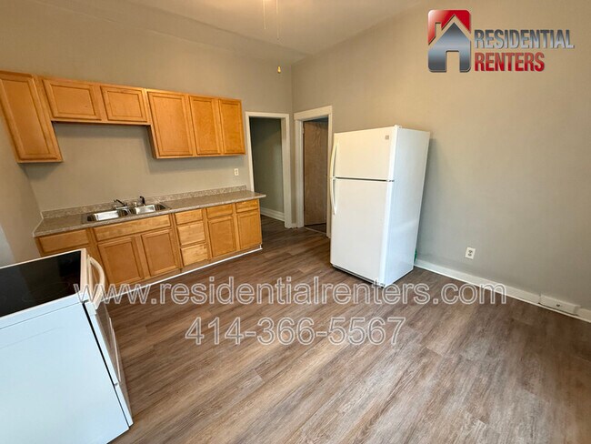 Photo - 202 E North Ave Unidad Lower