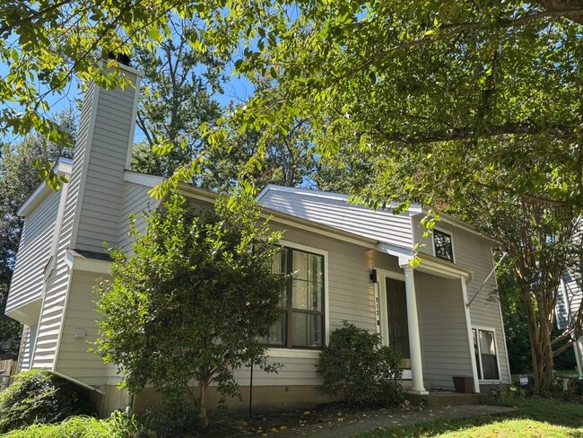 Building Photo - 913 Langdon Ct