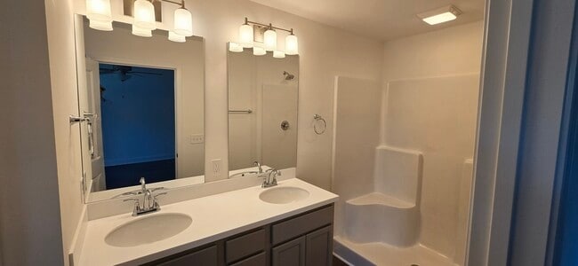 Photo - 1606 Mountain Quail Cir