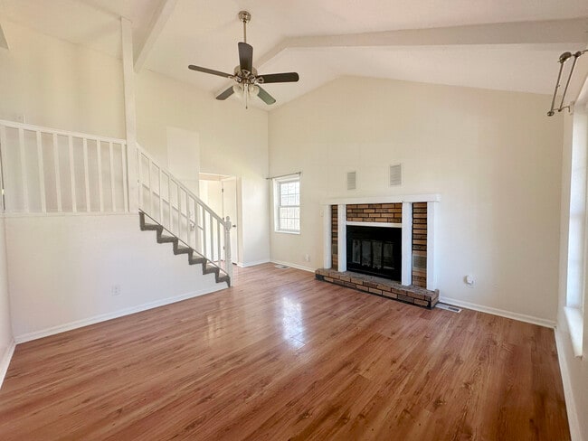 Photo - 1417 La Chateau Dr Unit 1417