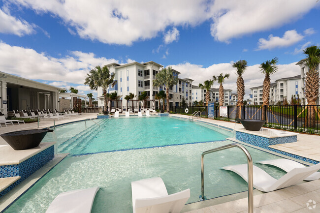 Building Photo - Atlantica Daytona Rental