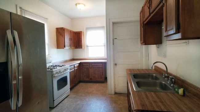 Photo - 1806 John Ave Unit 1