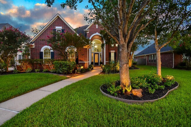 Photo - 7902 Silent Forest Dr