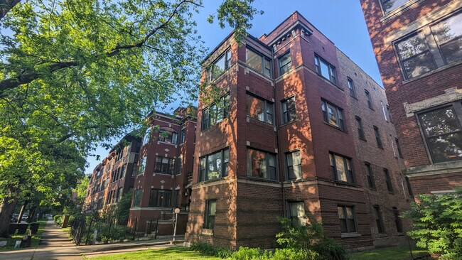 Building Photo - 5219 S Greenwood Ave Unit 4 Rental