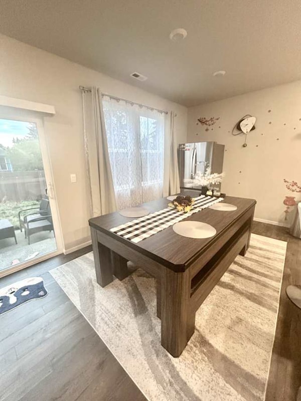 Photo - 926 Bradley St NE