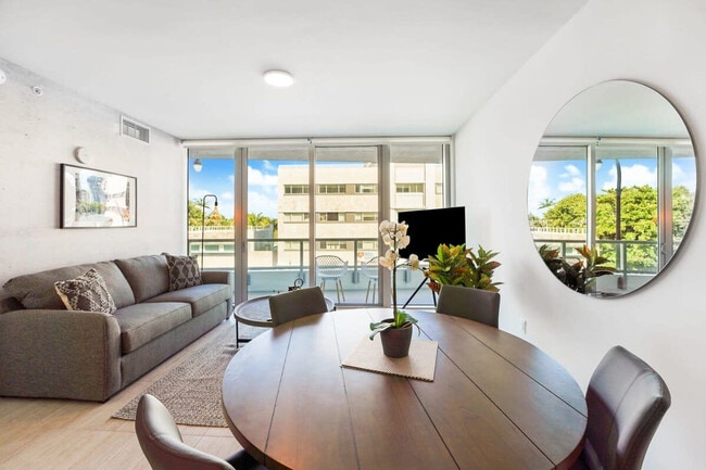 Building Photo - 3900 Biscayne Blvd Rental