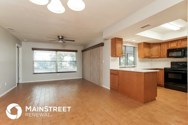 Photo - 1412 SE 4th St