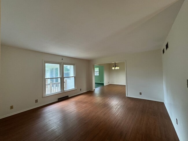 Photo - 3025 Greenbrier Ave Unit 3025 Greenbrier