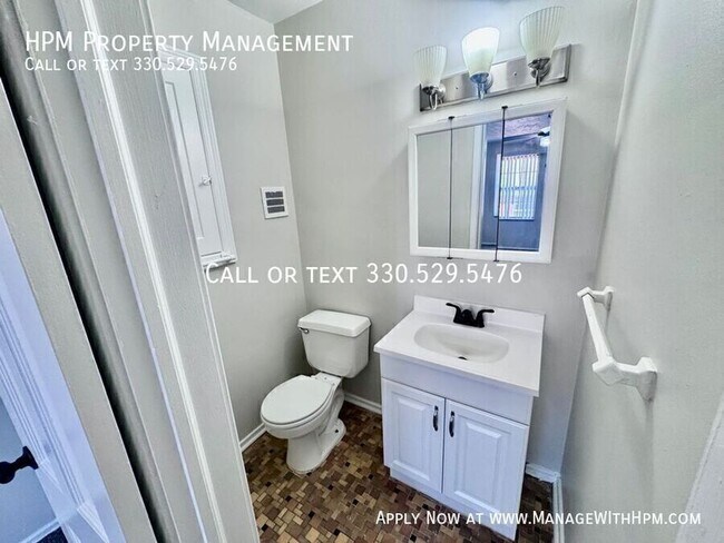 Photo - 3270 Warrensville Center Rd Unit F-305