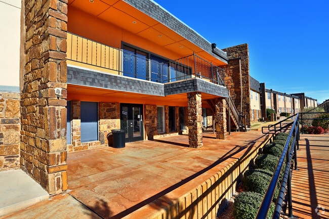 Leasing Office