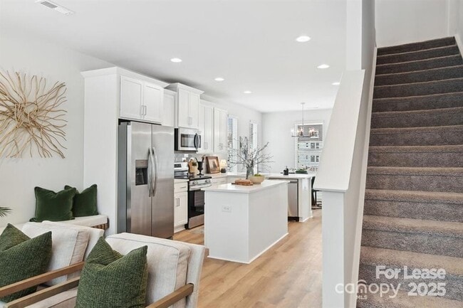 Photo - 6134 Wilora Lake Rd