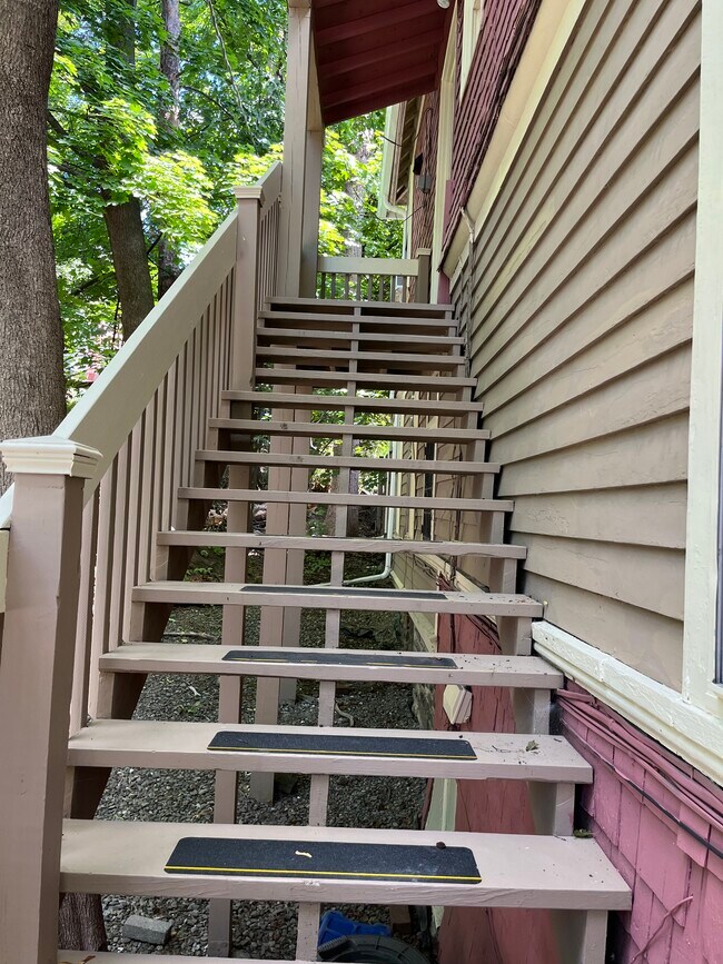 Stairs - 209 Stewart Ave Unit 209 Stewart ave