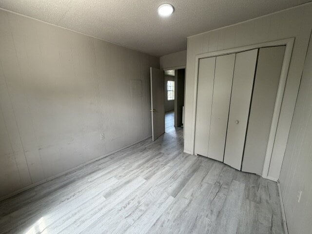 Building Photo - 1 Bedroom Apartment- All Bills Paid Unit Apt. 7