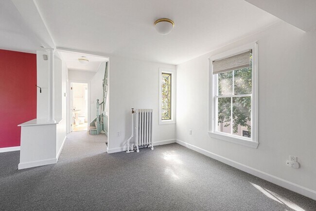 11 Perry St