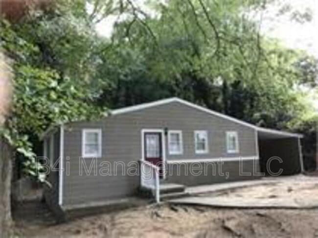 Photo - 3160 McKenzie Rd
