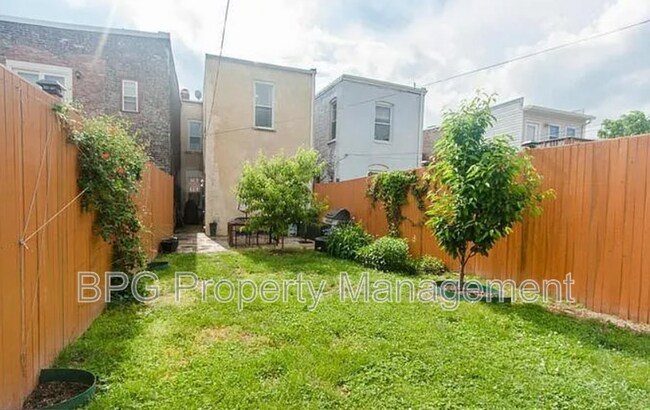 Photo - 1027 7th St NE