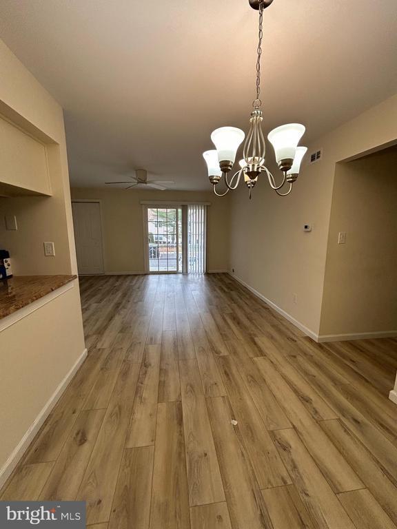 Photo - 1562B Thornwood Dr