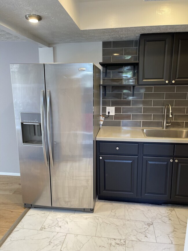 Photo - King Arthur Ct Unidad 30