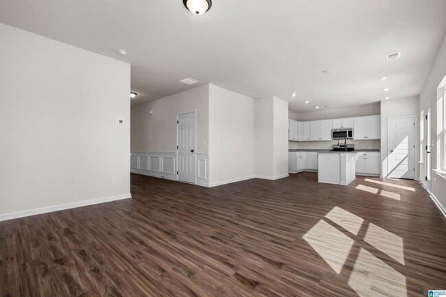 Photo - 608 Pine Valley Trl