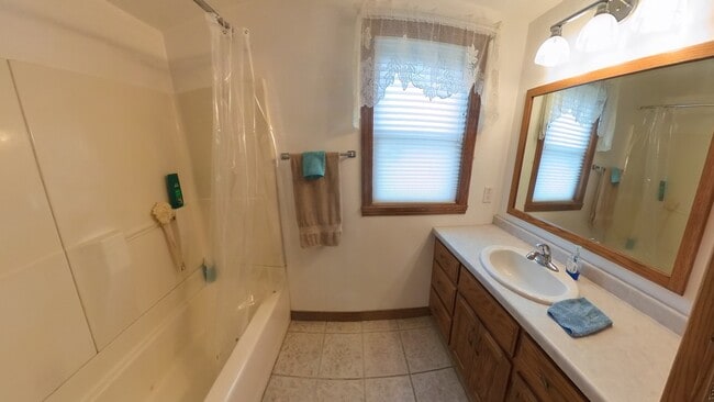 Bathroom - 230 Canal St