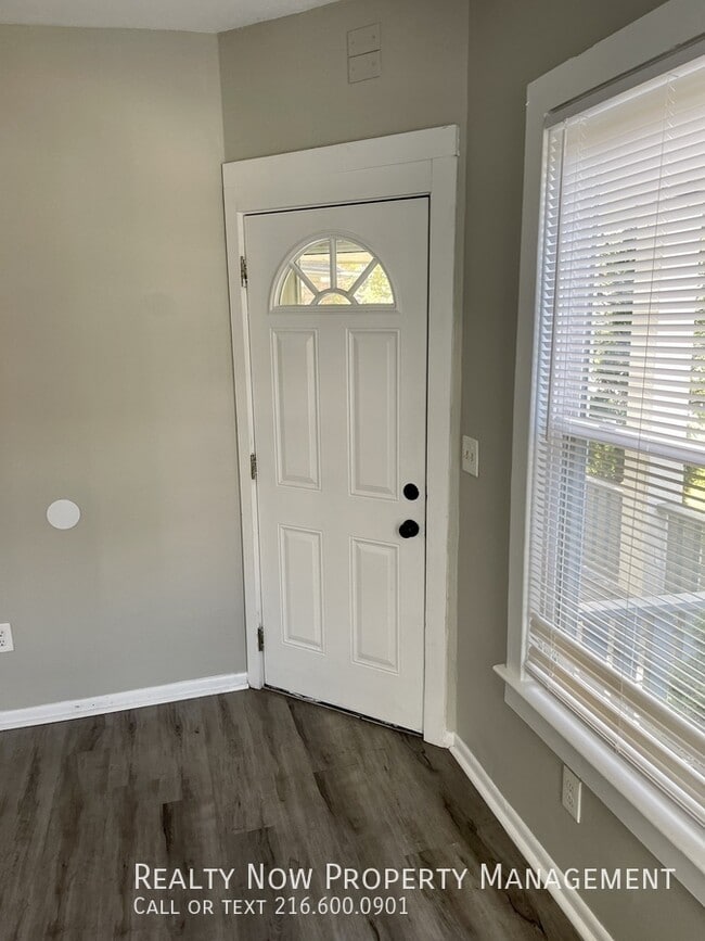 Photo - 1535 Coutant Ave Unidad 1