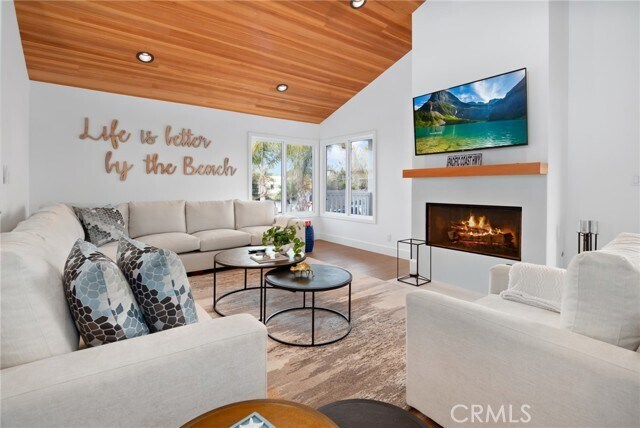 Photo - 4823 River Ave