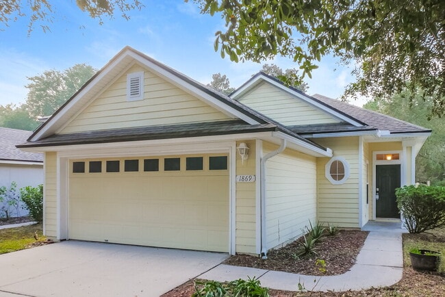 Photo - 1869 Enterprise Ave