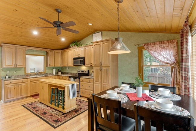 Photo - Peaceful Mountain Retreat with Stunning Views in Mount Charleston!