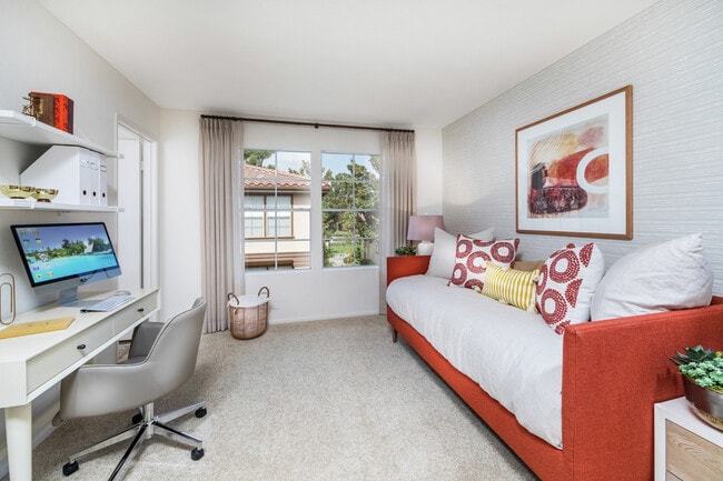 Rancho Maderas Apartment Homes