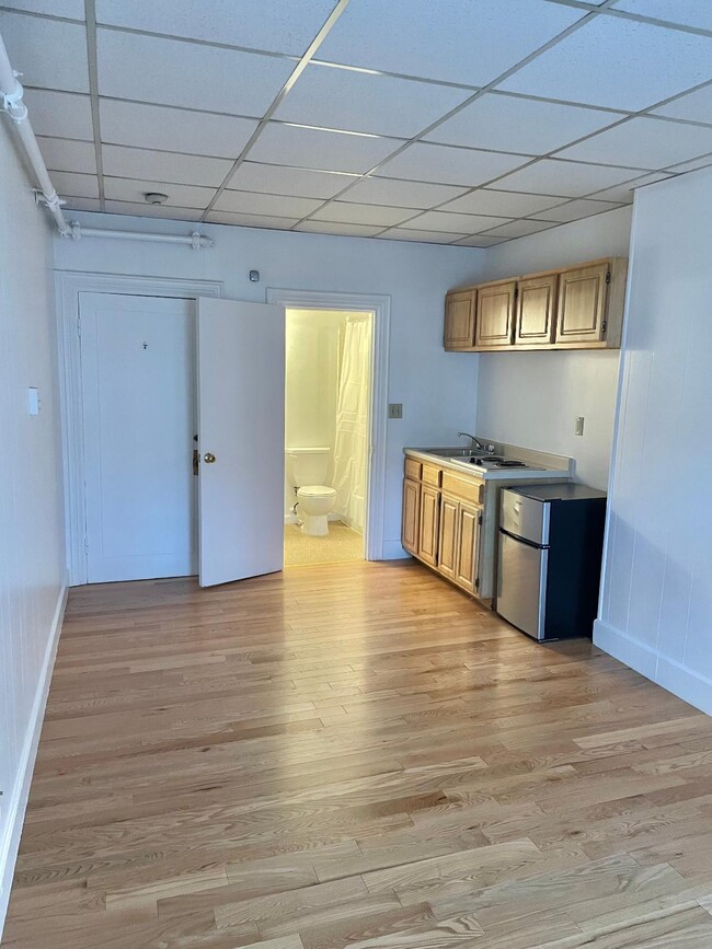 Photo - 275 Newbury St Condo Unit 13