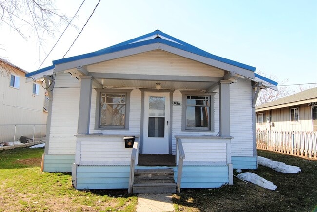 Photo - Rare 1 Bedroom House for Rent!