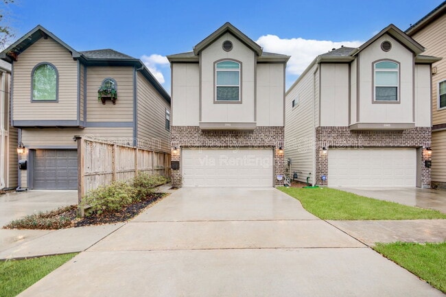 Building Photo - 5941 Kansas St