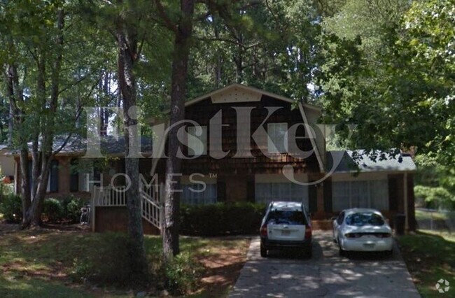 Building Photo - 5800 Oakleaf Way Rental