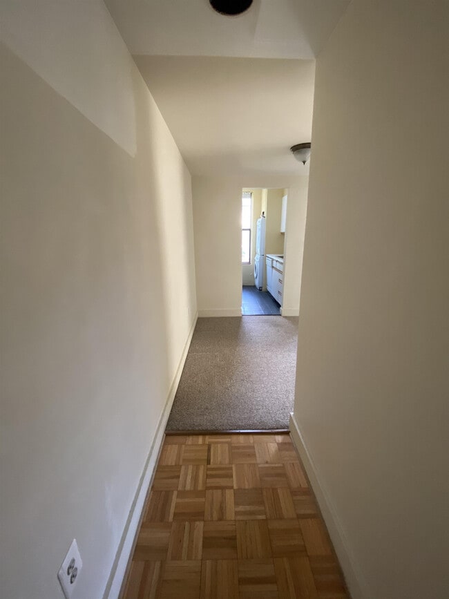 Photo - 1842 California St NW